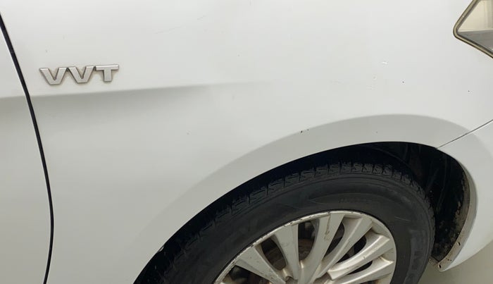 2014 Maruti Ciaz ZXI AT, CNG, Automatic, 83,357 km, Right fender - Slightly dented