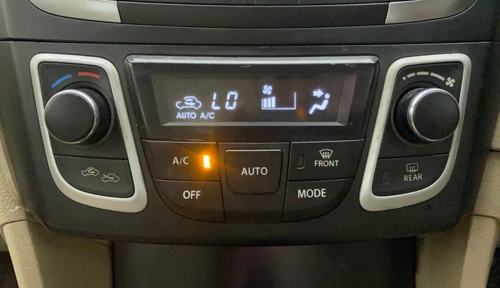 2014 Maruti Ciaz ZXI AT, CNG, Automatic, 83,357 km, Automatic Climate Control