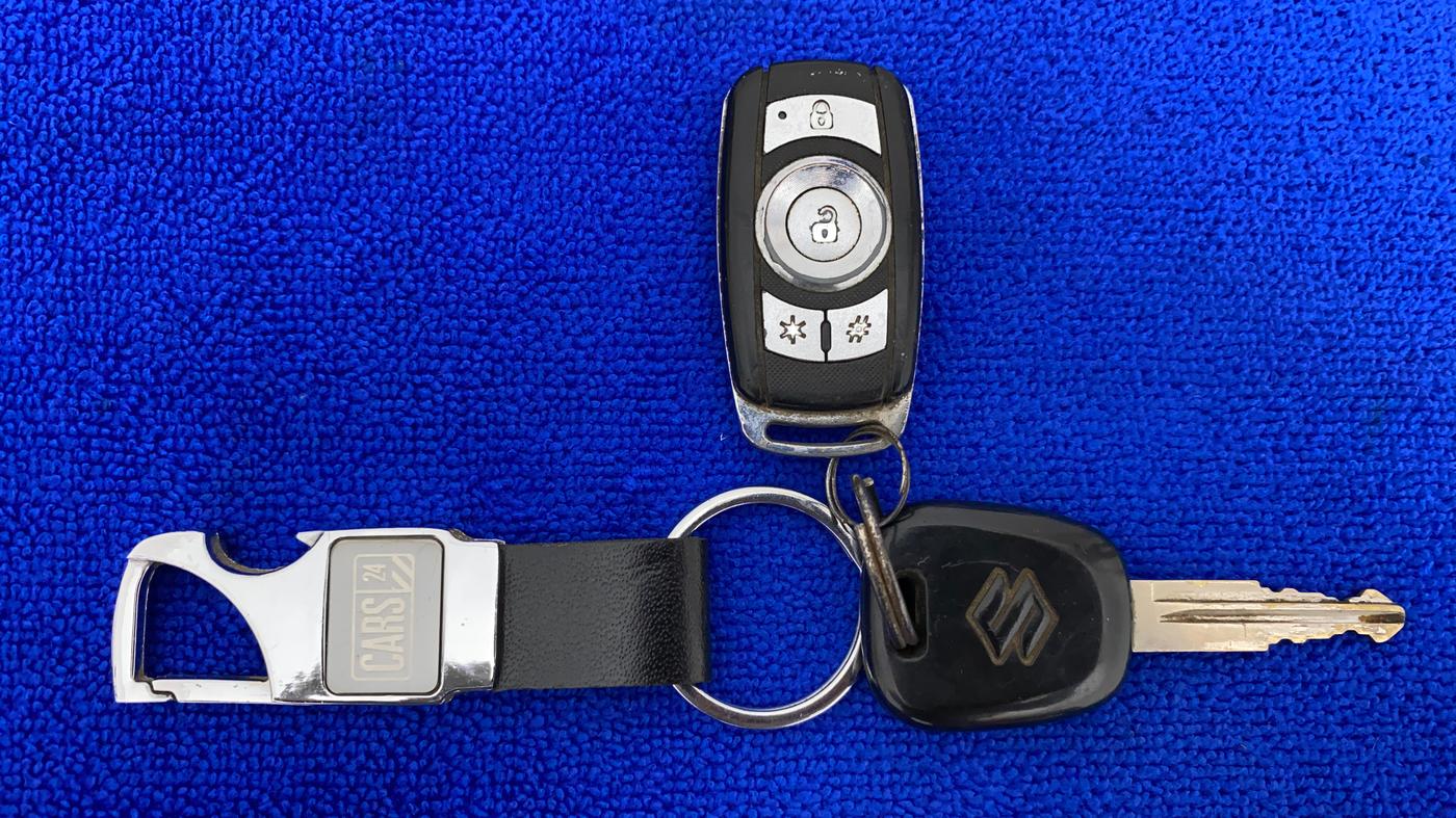 2011 Maruti Alto K10 VXI, Petrol, Manual, 55,450 km, Key Close Up