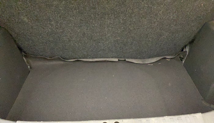 2017 Ford Figo Aspire TITANIUM 1.2 PETROL, Petrol, Manual, 51,379 km, Boot Inside