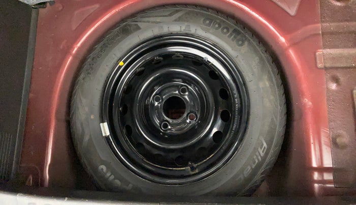 2017 Ford Figo Aspire TITANIUM 1.2 PETROL, Petrol, Manual, 51,379 km, Spare Tyre