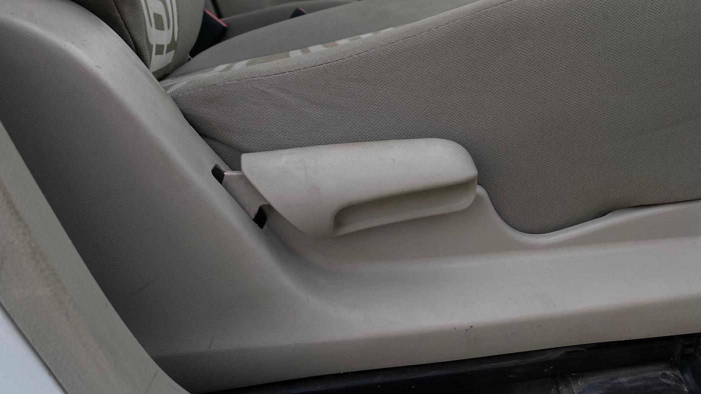 2020 Maruti Celerio ZXI, Petrol, Manual, 1,11,974 km, Driver Side Adjustment Panel