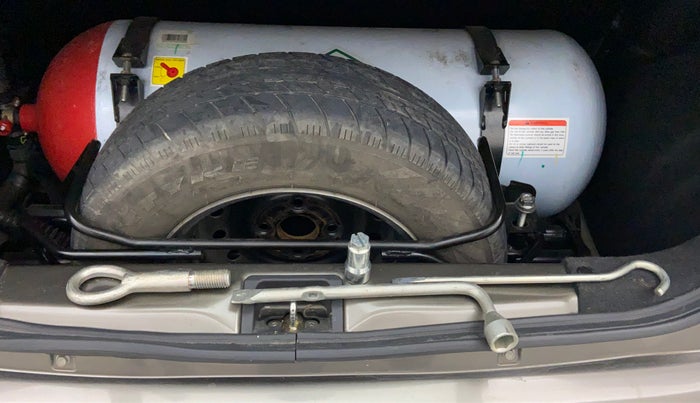2020 Maruti New Wagon-R LXI CNG 1.0 L, CNG, Manual, 35,730 km, Spare Tyre