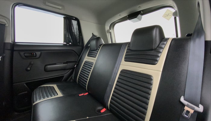 2020 Maruti New Wagon-R LXI CNG 1.0 L, CNG, Manual, 35,730 km, Right Side Rear Door Cabin