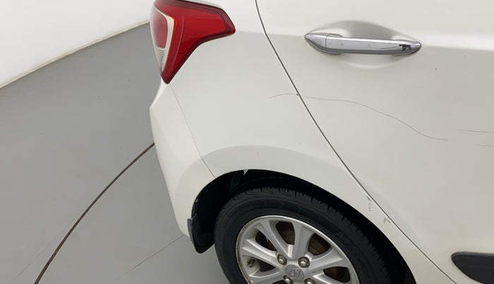 2015 Hyundai Grand i10 ASTA AT 1.2 KAPPA VTVT, Petrol, Automatic, 77,395 km, Right quarter panel - Minor scratches