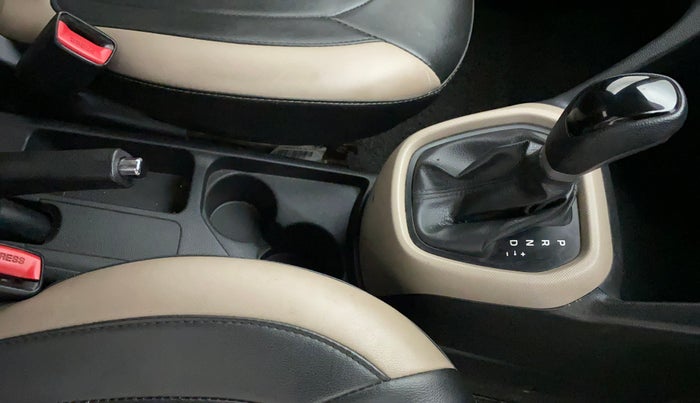 2015 Hyundai Grand i10 ASTA AT 1.2 KAPPA VTVT, Petrol, Automatic, 77,395 km, Gear Lever
