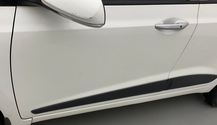 2015 Hyundai Grand i10 ASTA AT 1.2 KAPPA VTVT, Petrol, Automatic, 77,395 km, Front passenger door - Slightly dented