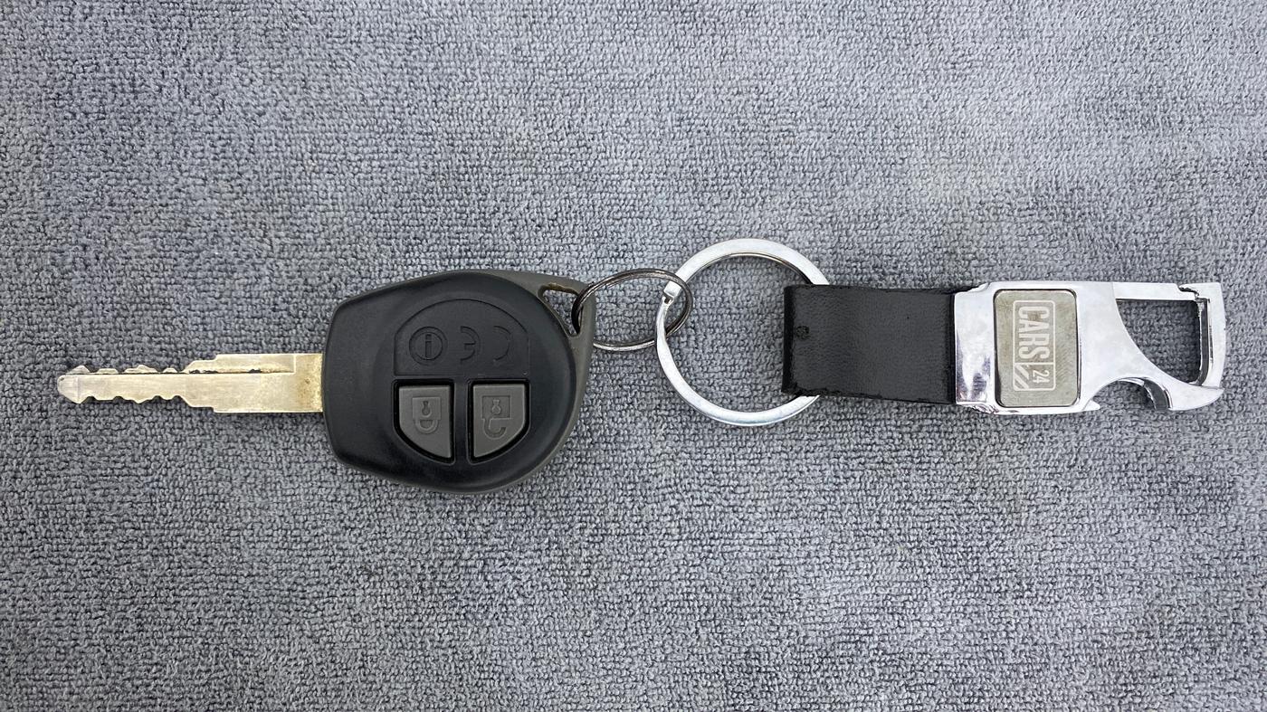 2019 Maruti Dzire VXI, Petrol, Manual, 8,206 km, Key Close Up