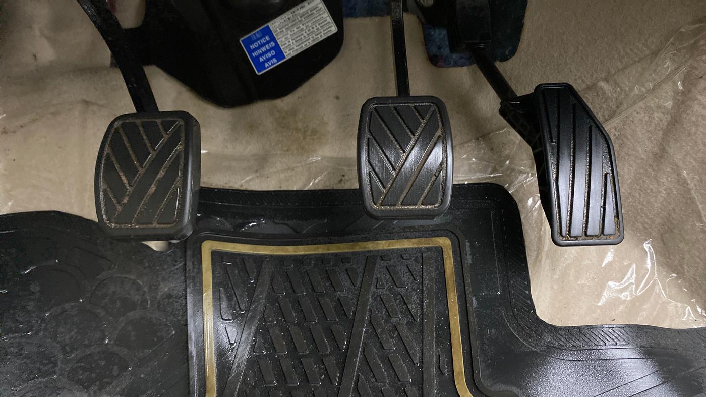 2019 Maruti Dzire VXI, Petrol, Manual, 8,206 km, Pedals