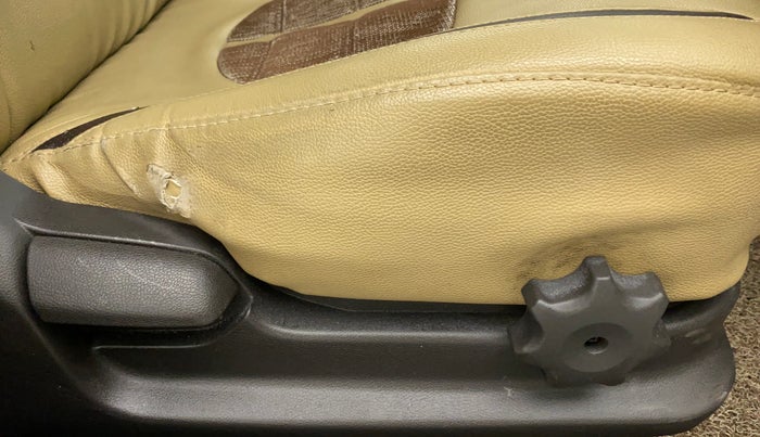 2013 Hyundai Verna FLUIDIC 1.6 VTVT SX OPT, Petrol, Manual, 35,474 km, Driver Side Adjustment Panel