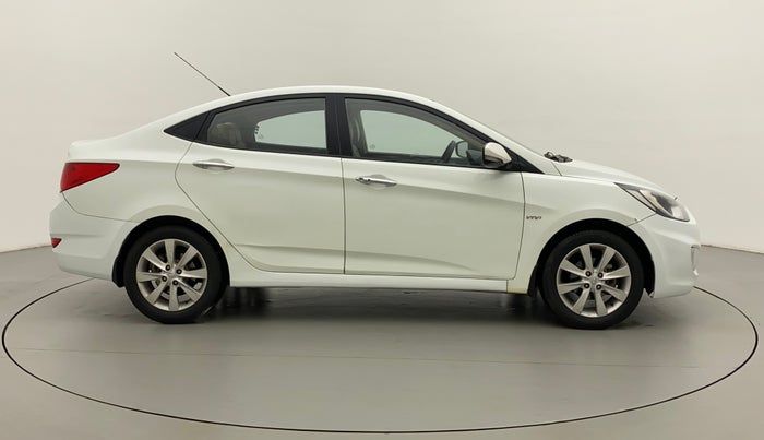 2013 Hyundai Verna FLUIDIC 1.6 VTVT SX OPT, Petrol, Manual, 35,474 km, Right Side View