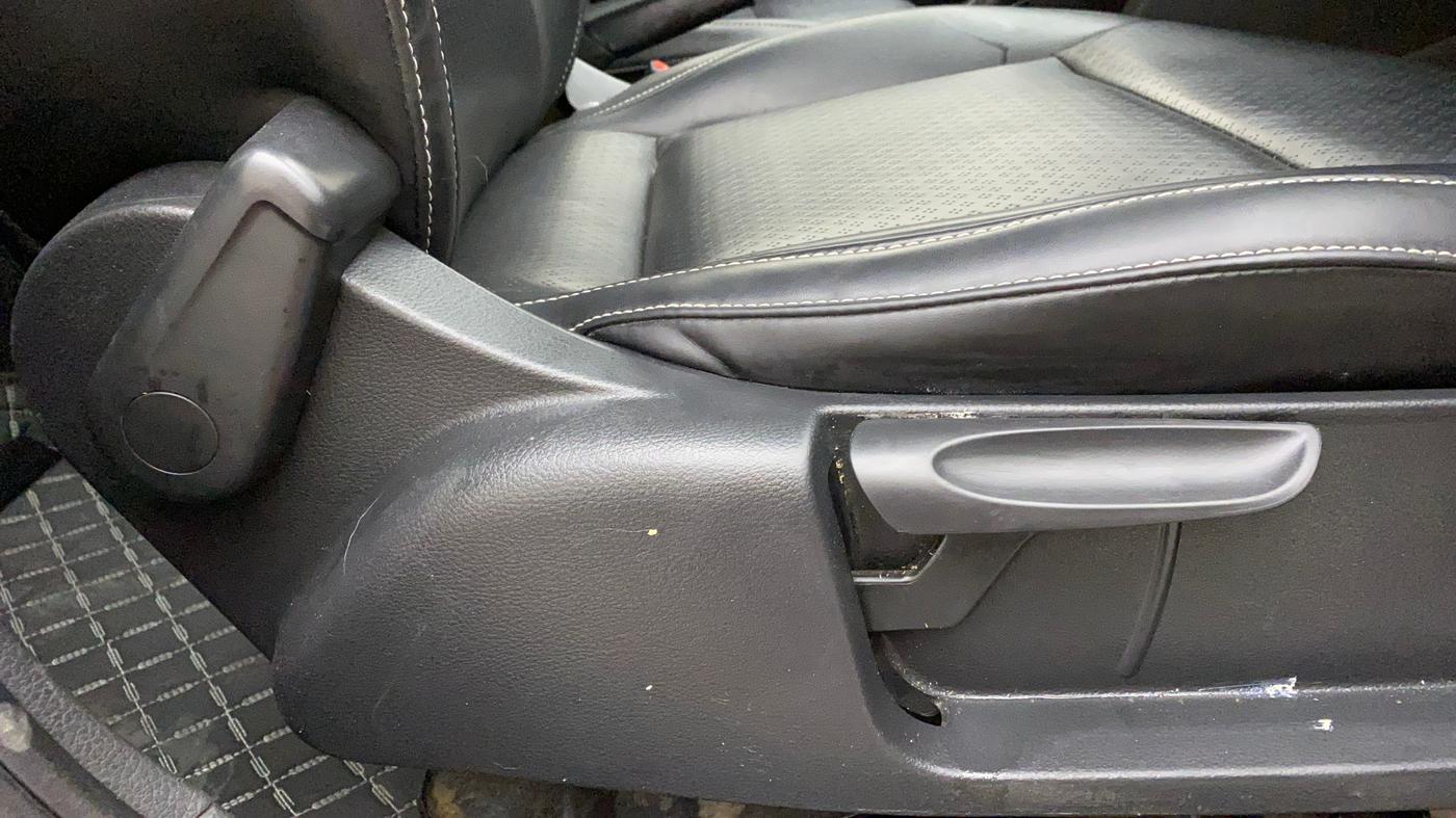 2014 Volkswagen Polo GT TSI AT, Petrol, Automatic, 66,957 km, Driver Side Adjustment Panel