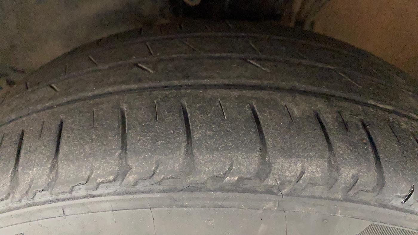 2014 Volkswagen Polo GT TSI AT, Petrol, Automatic, 66,957 km, Left Front Tyre Tread