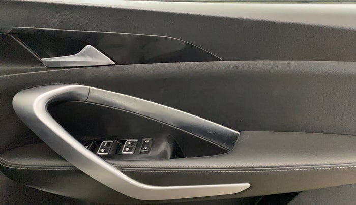 2020 MG HECTOR SHARP 1.5 DCT PETROL, Petrol, Automatic, 41,580 km, Driver Side Door Panels Control