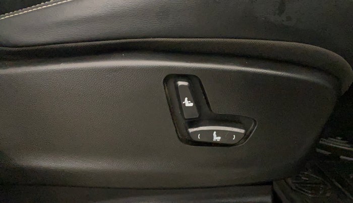 2020 MG HECTOR SHARP 1.5 DCT PETROL, Petrol, Automatic, 41,580 km, Driver Side Adjustment Panel