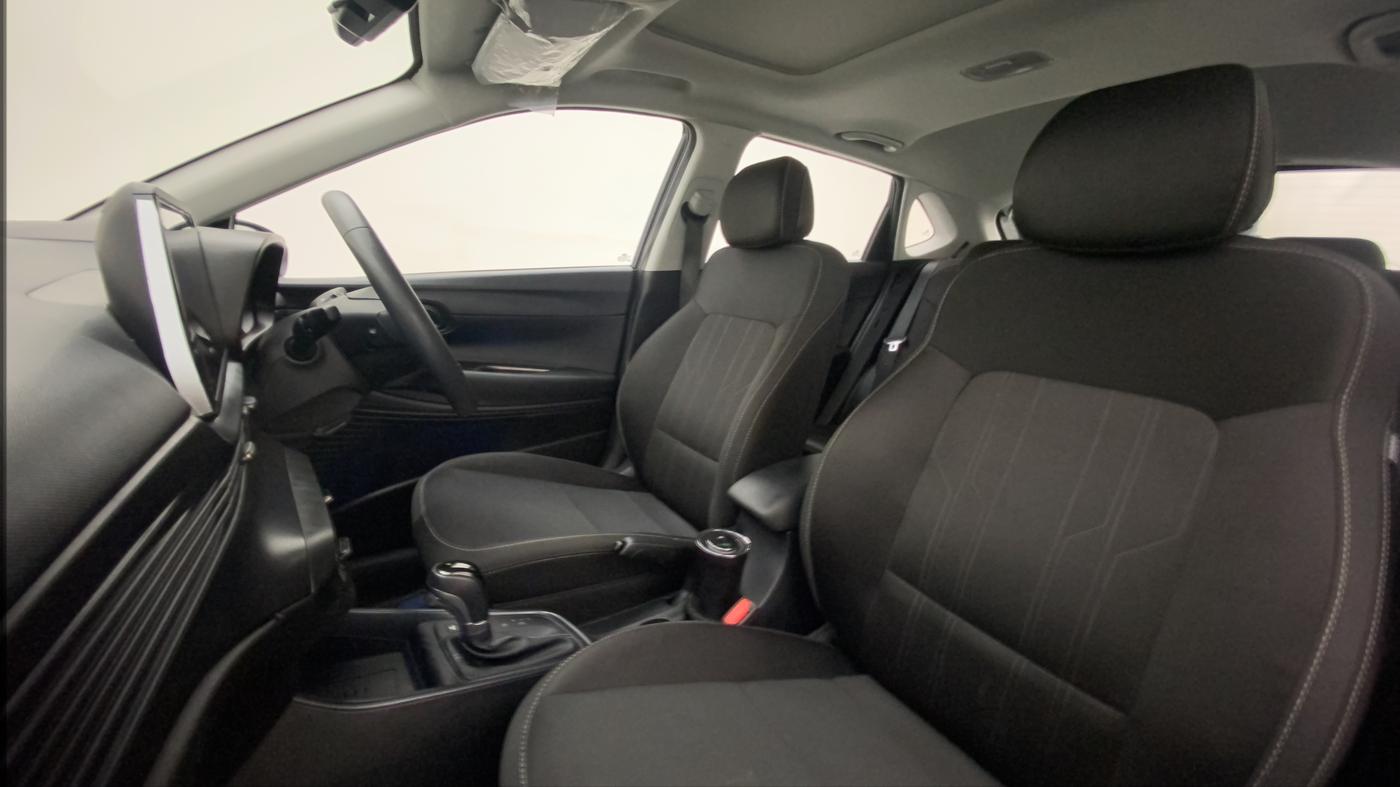 2022 Hyundai NEW I20 ASTA (O) 1.2 AT, Petrol, Automatic, 12,292 km, Right Side Front Door Cabin
