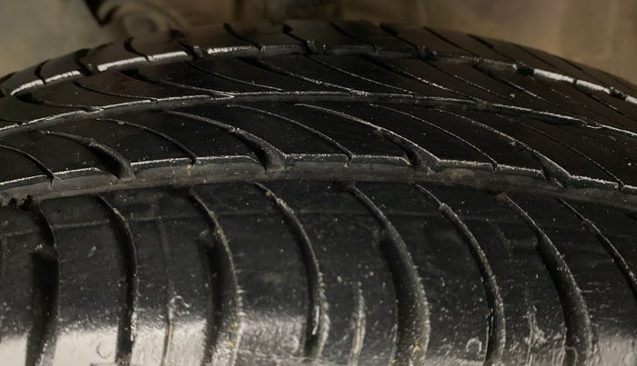 2016 Nissan Micra Active XV, Petrol, Manual, 47,498 km, Left Front Tyre Tread