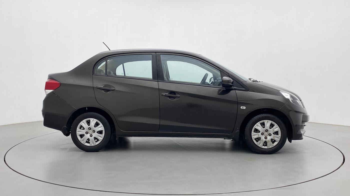 2016 Honda Amaze 1.2L I-VTEC S, Petrol, Manual, 1,04,681 km, Right Side View
