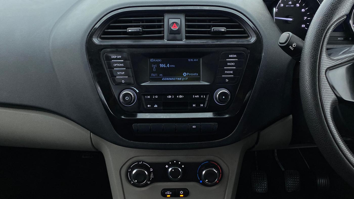 2019 Tata Tiago XT 1.2 REVOTRON, Petrol, Manual, 34,873 km, Air Conditioner