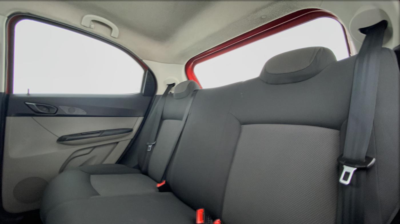 2019 Tata Tiago XT 1.2 REVOTRON, Petrol, Manual, 34,873 km, Right Side Rear Door Cabin