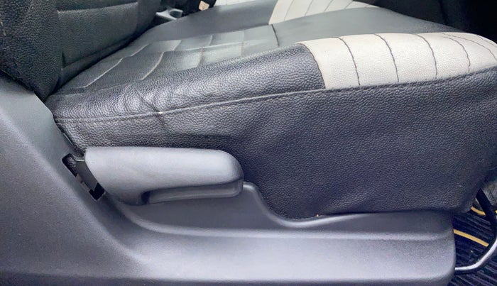 2017 Maruti S Cross SIGMA 1.3, Diesel, Manual, 86,702 km, Driver Side Adjustment Panel