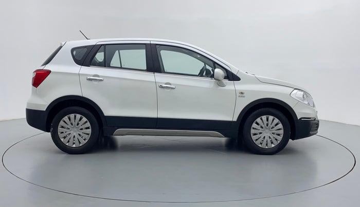 2017 Maruti S Cross SIGMA 1.3, Diesel, Manual, 86,702 km, Right Side