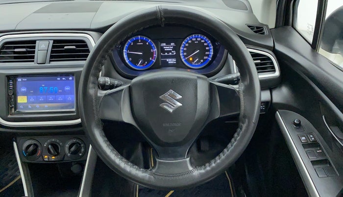 2017 Maruti S Cross SIGMA 1.3, Diesel, Manual, 86,702 km, Steering Wheel Close Up