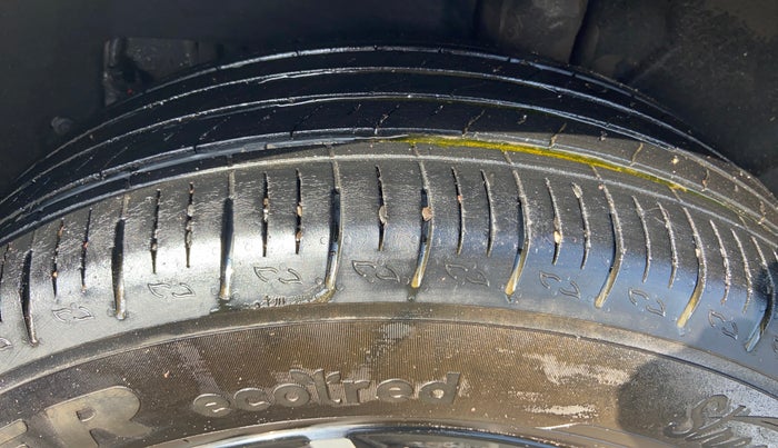 2021 Mahindra XUV700 AX 3 P AT 5 STR, Petrol, Automatic, 50,006 km, Left Rear Tyre Tread