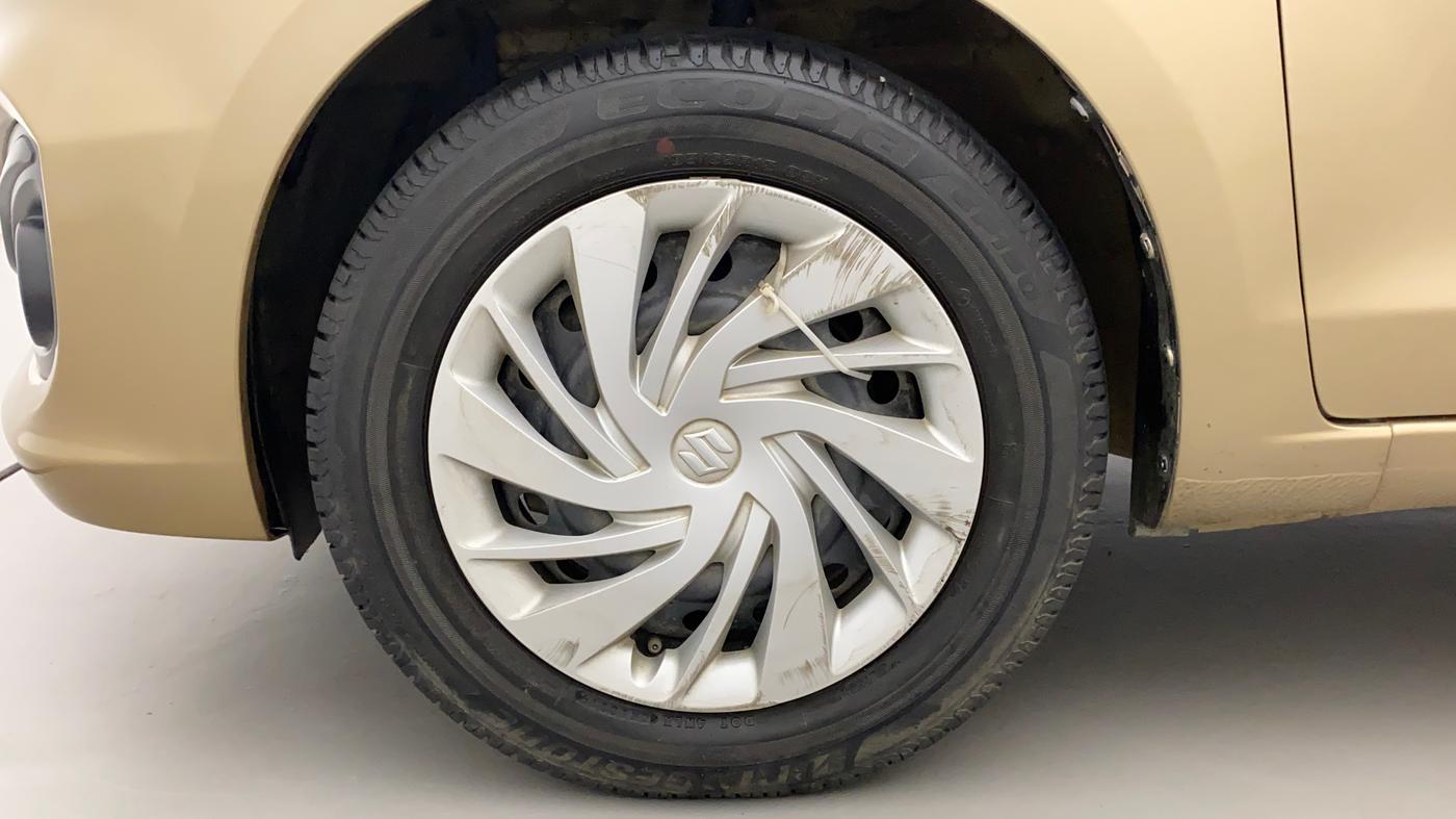 2016 Maruti Ertiga VXI AT, Petrol, Automatic, 65,408 km, Left Front Wheel