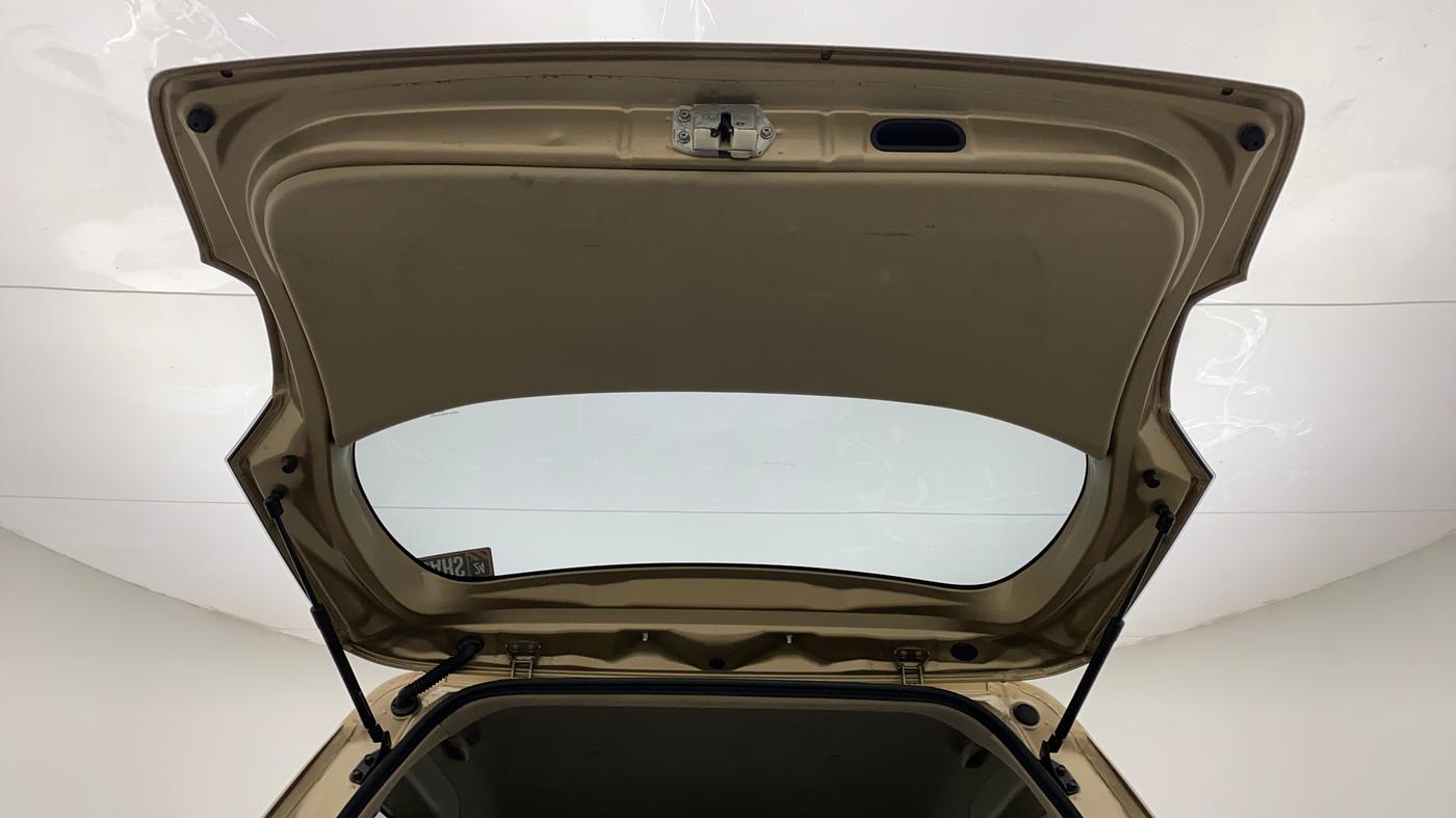 2016 Maruti Ertiga VXI AT, Petrol, Automatic, 65,408 km, Boot Door Open