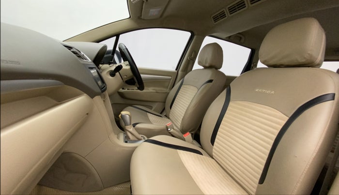2016 Maruti Ertiga VXI AT, Petrol, Automatic, 65,408 km, Right Side Front Door Cabin