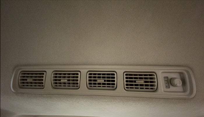 2016 Maruti Ertiga VXI AT, Petrol, Automatic, 65,408 km, Rear AC Vents