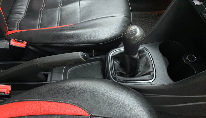 2014 Volkswagen Polo COMFORTLINE 1.2L PETROL, Petrol, Manual, 60,976 km, Gear Lever