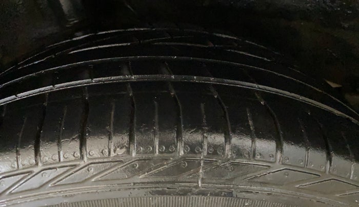 2019 Tata NEXON XZ PLUS PETROL, Petrol, Manual, 64,049 km, Right Rear Tyre Tread