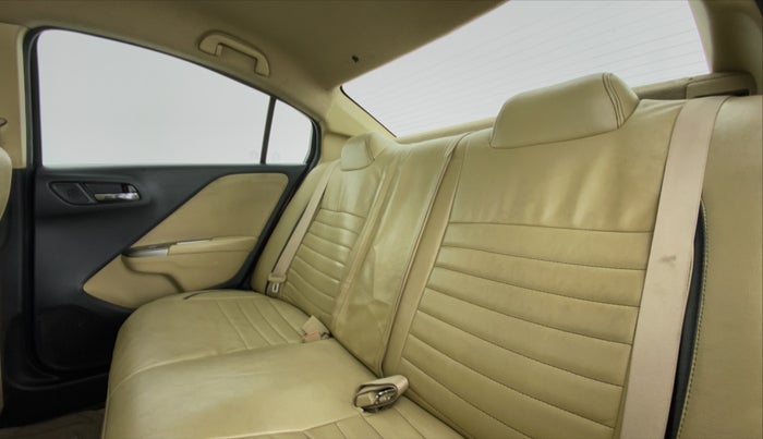 2017 Honda City V MT PETROL, Petrol, Manual, 26,466 km, Right Side Rear Door Cabin