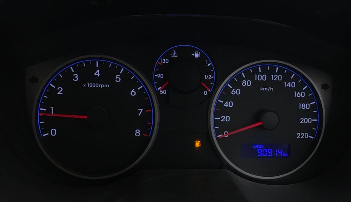 2013 Hyundai i20 MAGNA 1.2, Petrol, Manual, 90,911 km, Odometer Image