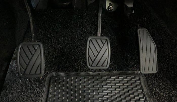 2024 Maruti New Wagon-R VXI CNG 1.0, CNG, Manual, 19,545 km, Pedals