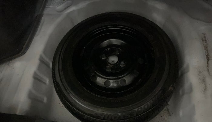 2018 Maruti Dzire LXI, Petrol, Manual, 87,050 km, Spare Tyre