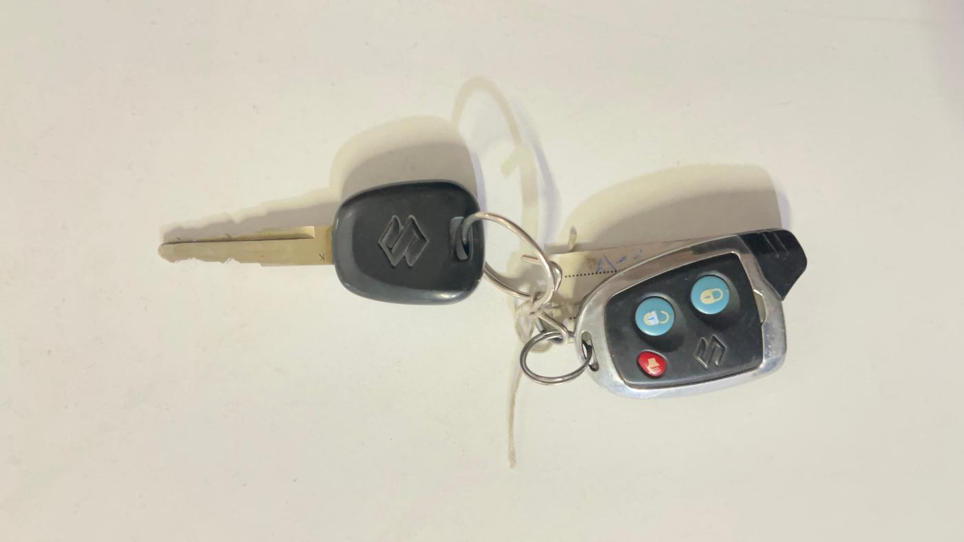 2018 Maruti Dzire LXI, Petrol, Manual, 86,697 km, Key Close Up