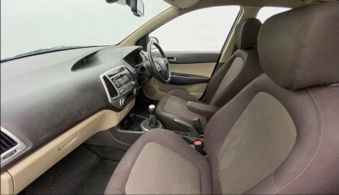 2014 Hyundai i20 ASTA 1.2, Petrol, Manual, 1,15,065 km, Right Side Front Door Cabin