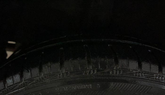 2015 Hyundai Grand i10 SPORTZ 1.2 KAPPA VTVT, Petrol, Manual, 55,078 km, Right Rear Tyre Tread