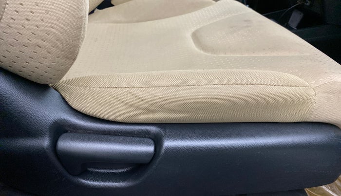 2012 Honda Jazz 1.2 SELECT I VTEC, Petrol, Manual, 69,125 km, Driver Side Adjustment Panel