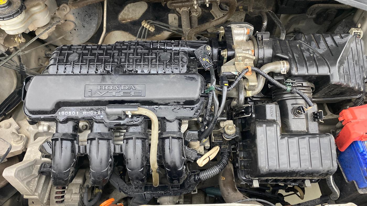 2015 Honda Brio VX AT, Petrol, Automatic, 83,307 km, Engine View
