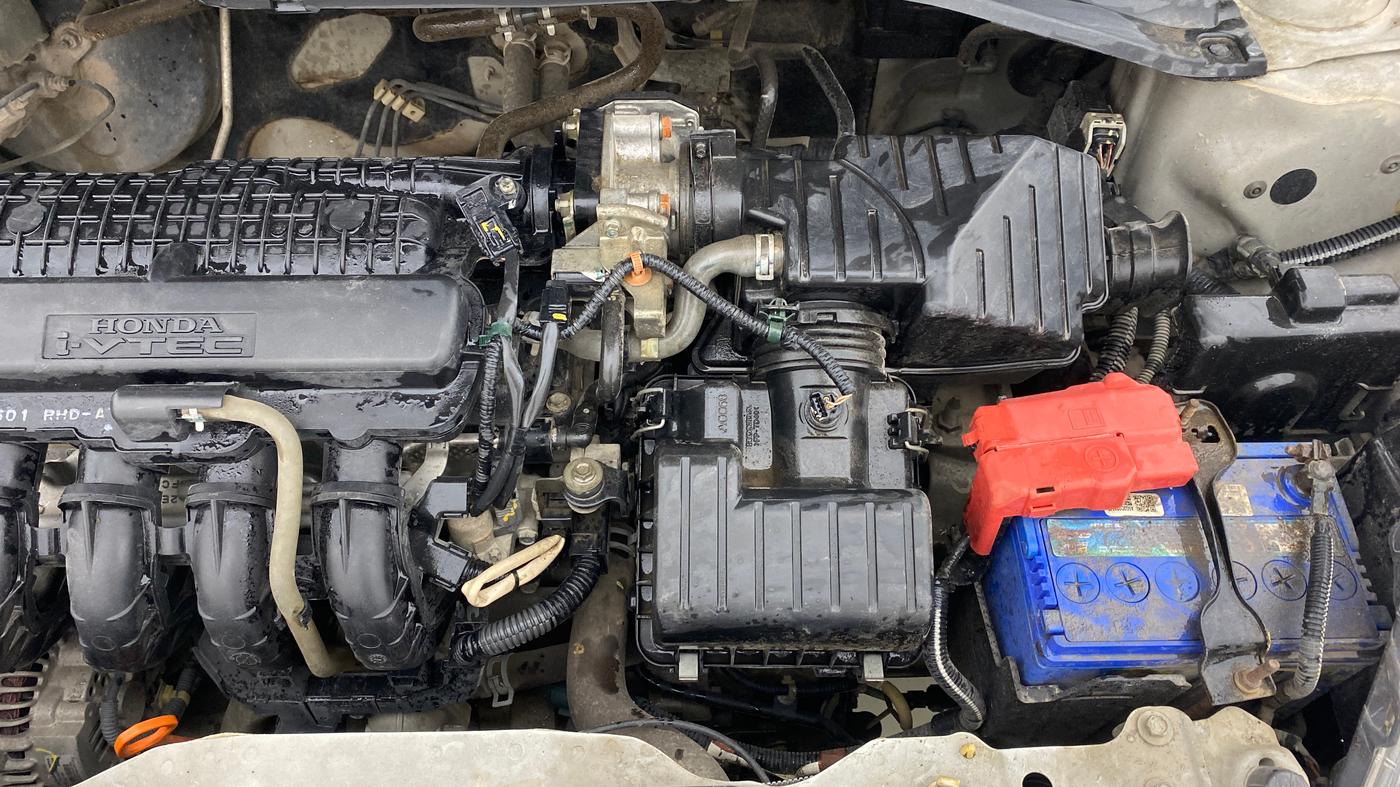 2015 Honda Brio VX AT, Petrol, Automatic, 83,307 km, Engine View - Left