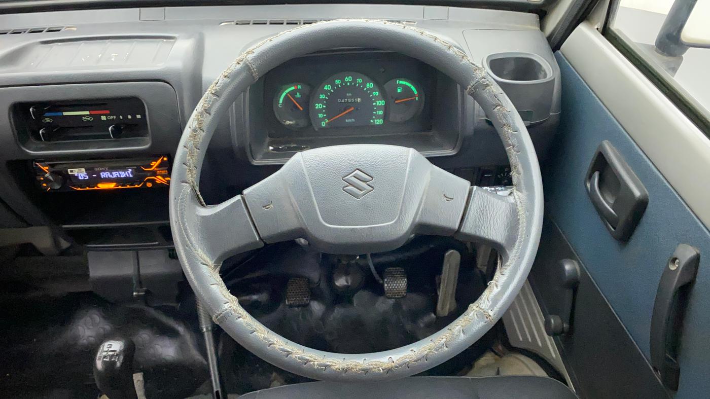 2017 Maruti OMNI E 8 STR, Petrol, Manual, 47,555 km, Steering Wheel Close Up