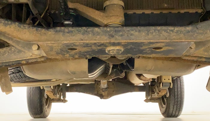 2017 Maruti OMNI E 8 STR, Petrol, Manual, 47,555 km, Front Underbody