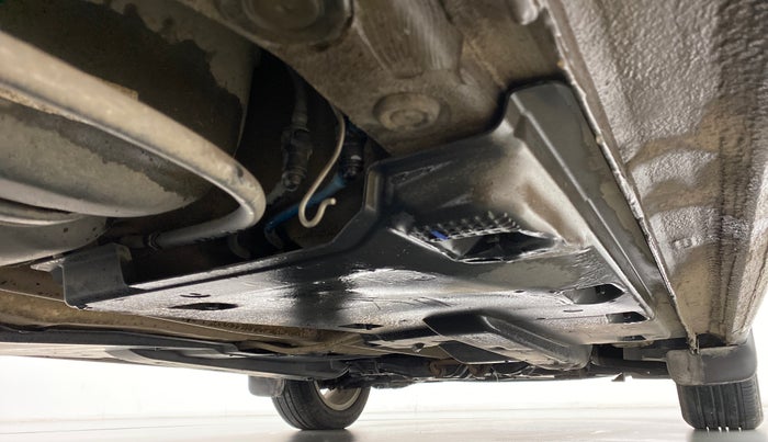 2016 Volkswagen Vento HIGHLINE TDI AT, Diesel, Automatic, 69,171 km, Right Side Underbody