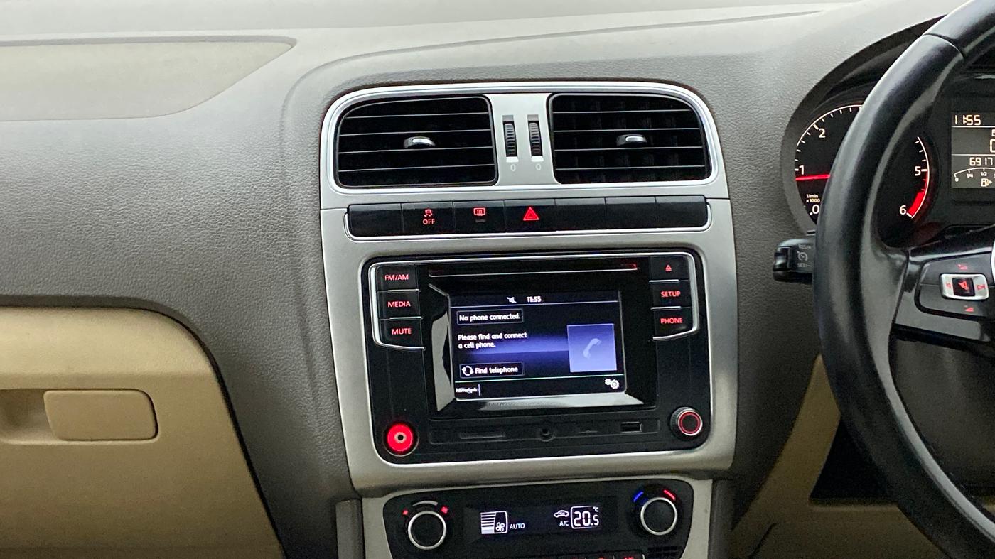 2016 Volkswagen Vento HIGHLINE TDI AT, Diesel, Automatic, 69,171 km, Air Conditioner