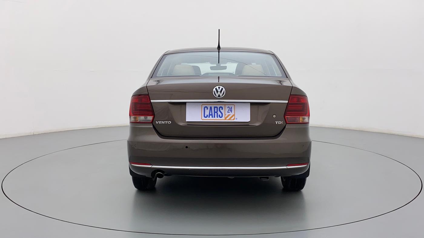 2016 Volkswagen Vento HIGHLINE TDI AT, Diesel, Automatic, 69,171 km, Back/Rear