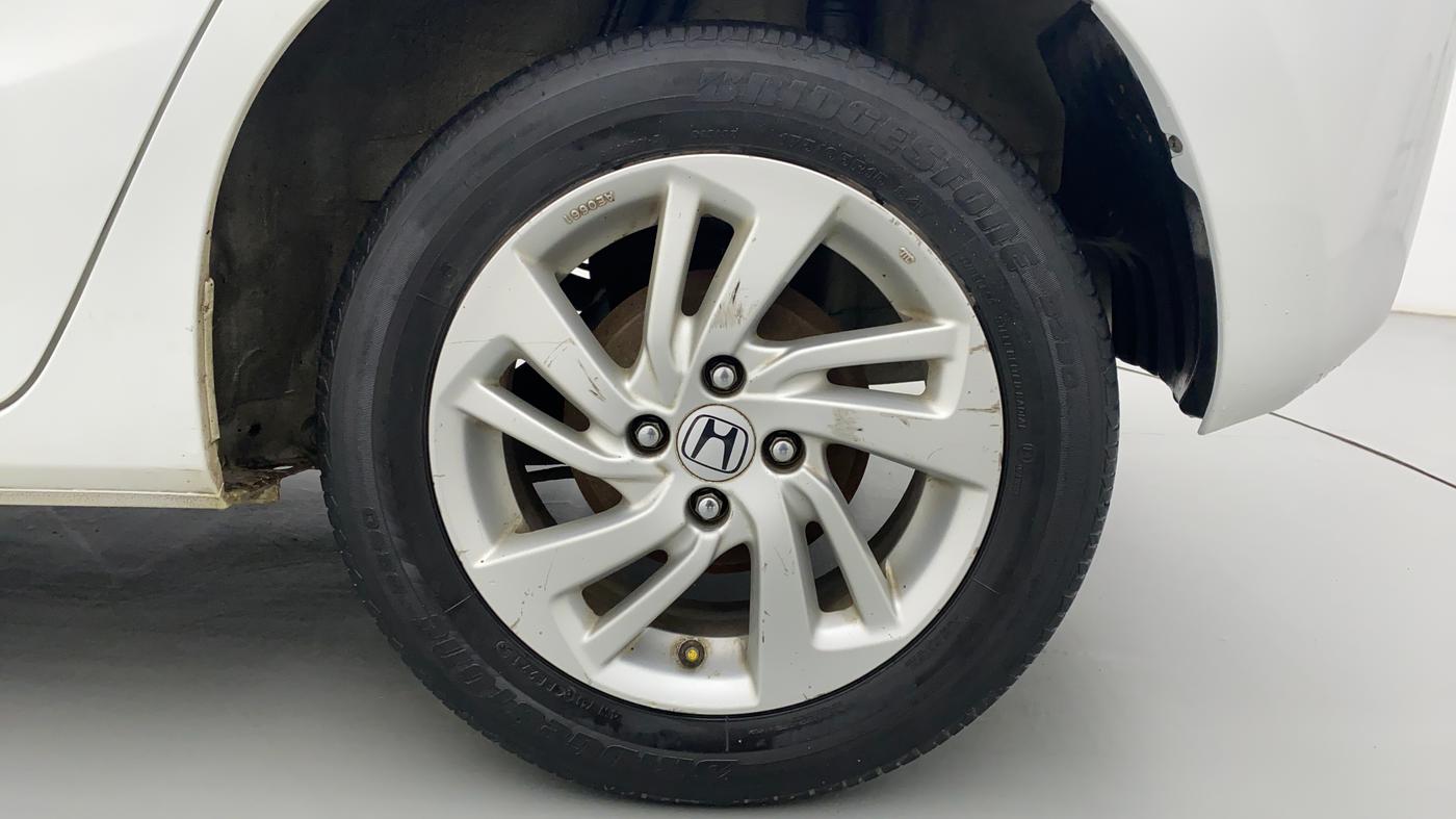 2015 Honda Jazz 1.2 V AT, Petrol, Automatic, 43,044 km, Left Rear Wheel
